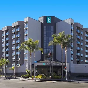embassy-suites-los-angeles-international-airport-north.topanaheimhotels.com/
